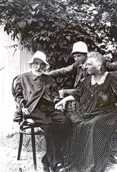 Огюст-Ренуар.Рф - Ренуар, Алина и Клод, 1912г